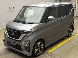 NISSAN ROOX 2020
