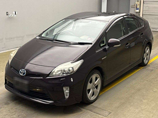 TOYOTA PRIUS 2013