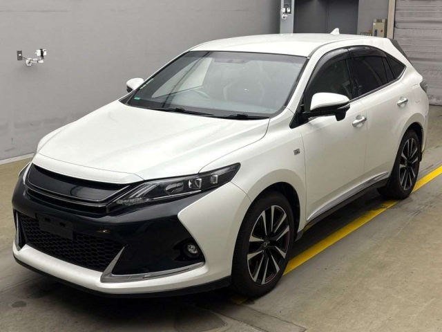 TOYOTA HARRIER 2015