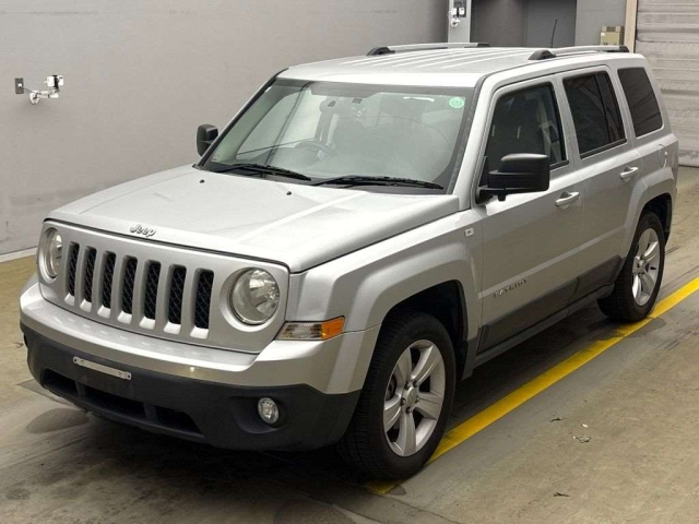 CHRYSLER JEEP PATRIOT 2011