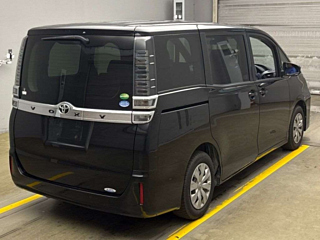 TOYOTA VOXY 2019