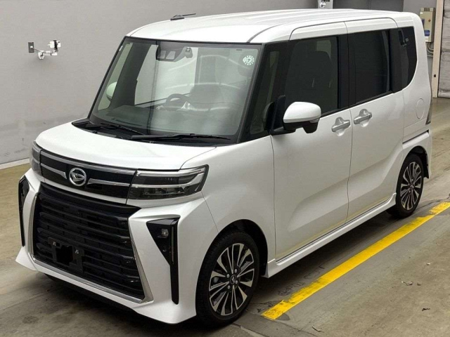 DAIHATSU TANTO 2024