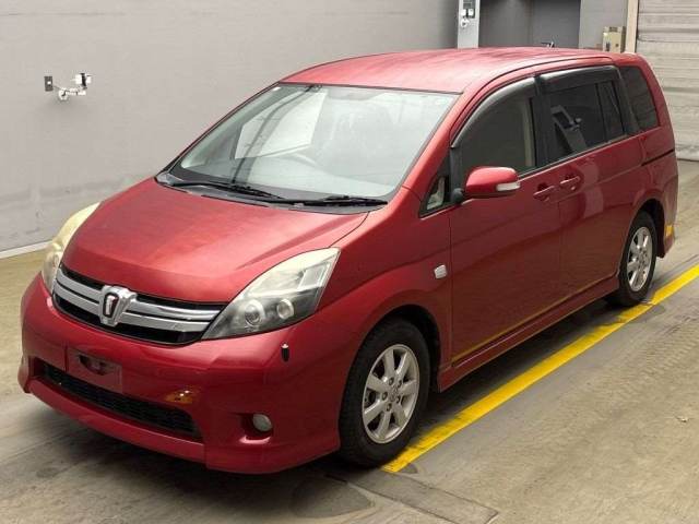 TOYOTA ISIS 2013