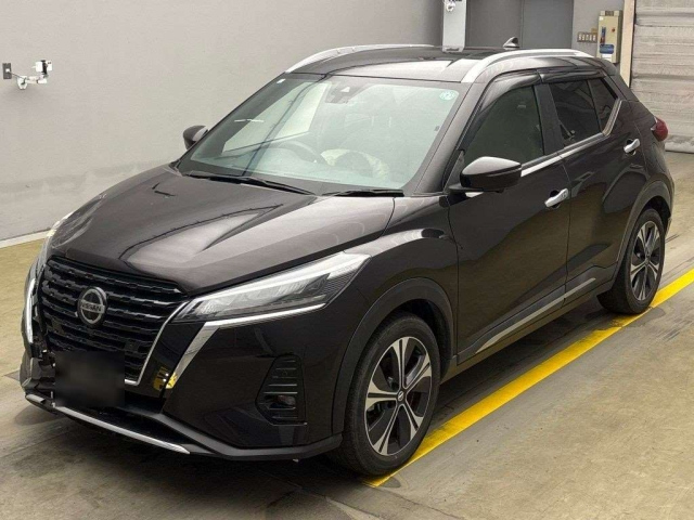 NISSAN KIX 2021