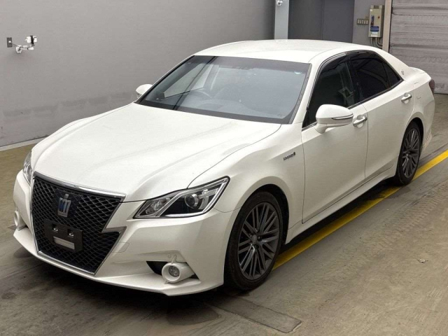 TOYOTA CROWN 2015
