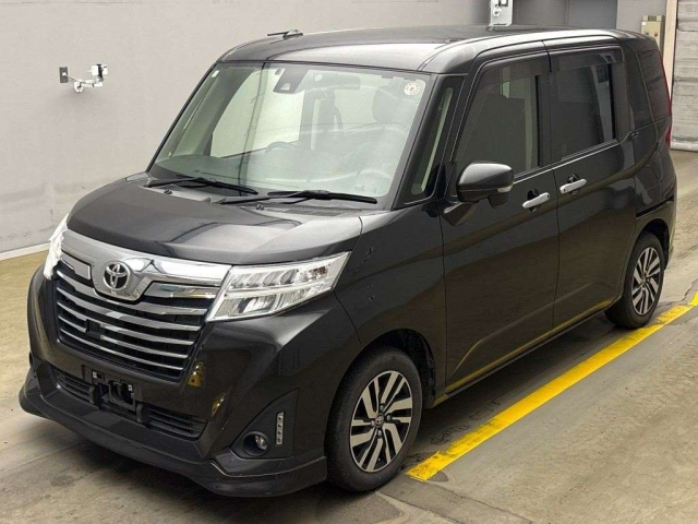 TOYOTA ROOMY 2018