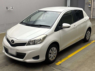 TOYOTA VITZ 2014
