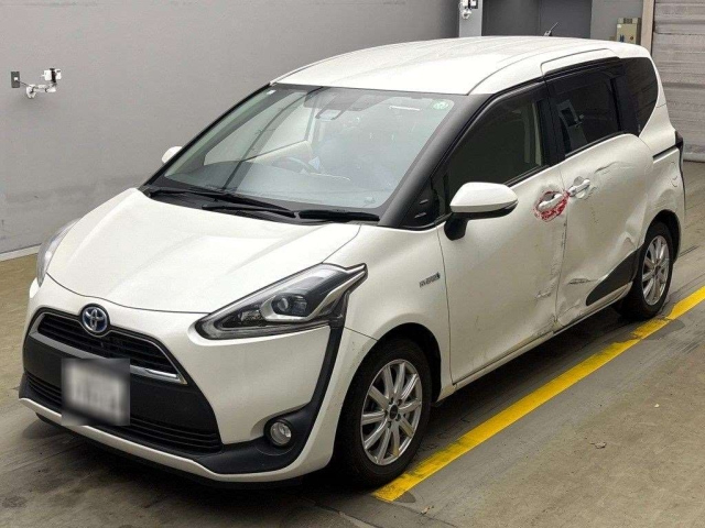 TOYOTA SIENTA 2017
