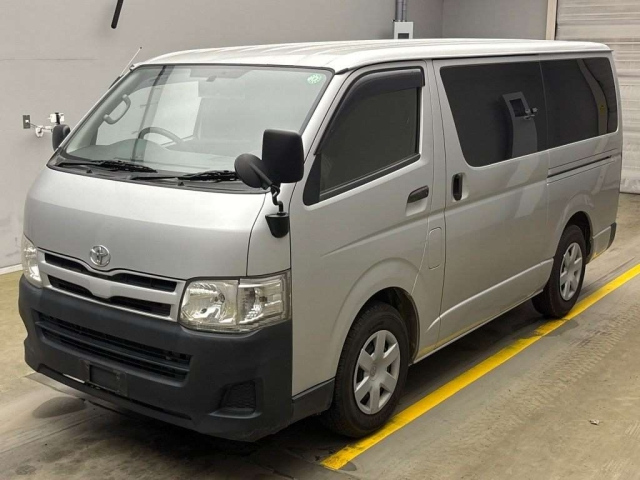 TOYOTA REGIUS ACE VAN 2013
