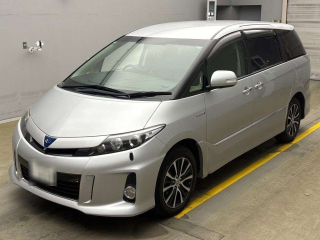 TOYOTA ESTIMA HYBRID 2015