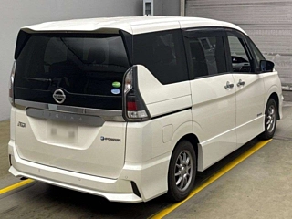 NISSAN SERENA 2018