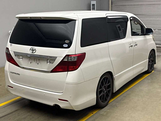 TOYOTA ALPHARD 2009