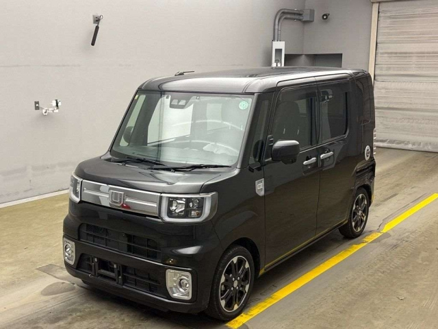 DAIHATSU WAKE 2020