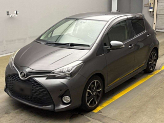 TOYOTA VITZ 2014