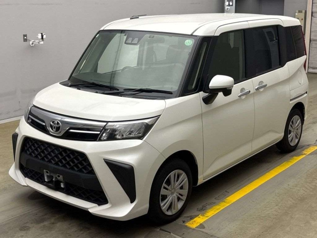 TOYOTA ROOMY 2023