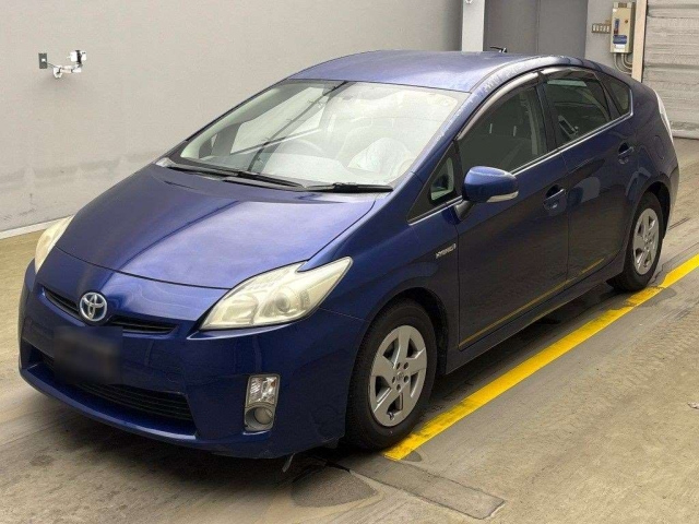 TOYOTA PRIUS 2010