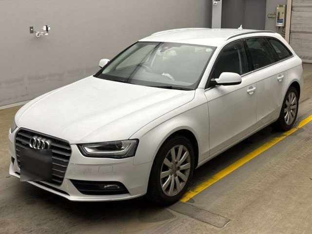 AUDI A4 2014