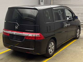 HONDA STEP WAGON 2009