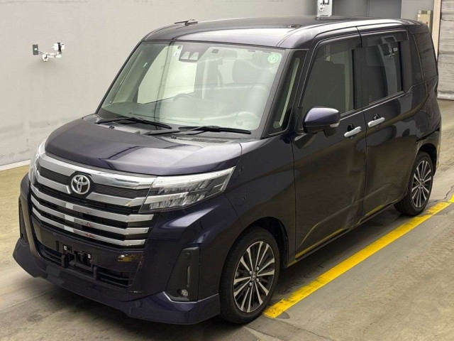 TOYOTA ROOMY 2022