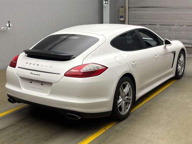 PORSCHE PANAMERA 2012