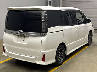 TOYOTA VOXY 2015