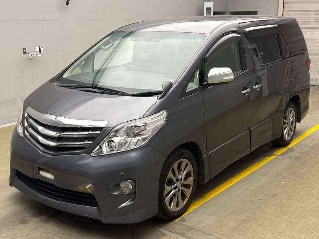 TOYOTA ALPHARD 2011