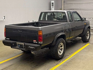 NISSAN DATSUN PICKUP 2020