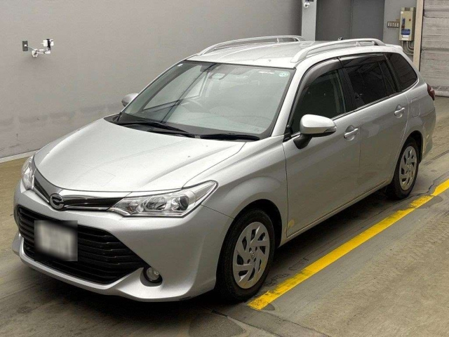TOYOTA COROLLA FIELDER 2015