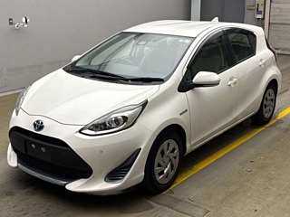 TOYOTA AQUA 2020