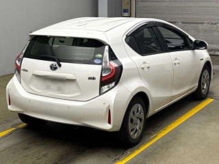 TOYOTA AQUA 2020