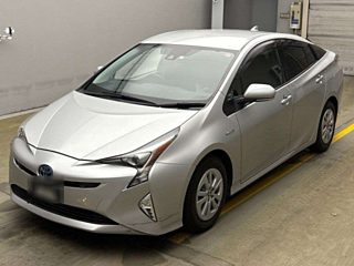 TOYOTA PRIUS 2018