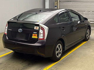 TOYOTA PRIUS 2013