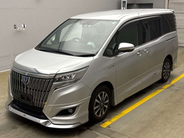 TOYOTA ESQUIRE 2018