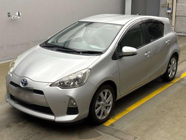 TOYOTA AQUA 2014
