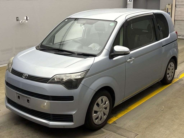 TOYOTA SPADE 2014