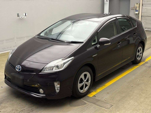 TOYOTA PRIUS 2015