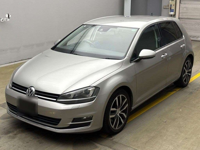 VOLKSWAGEN GOLF 2015