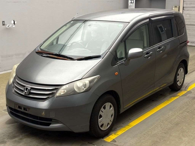HONDA FREED 2009