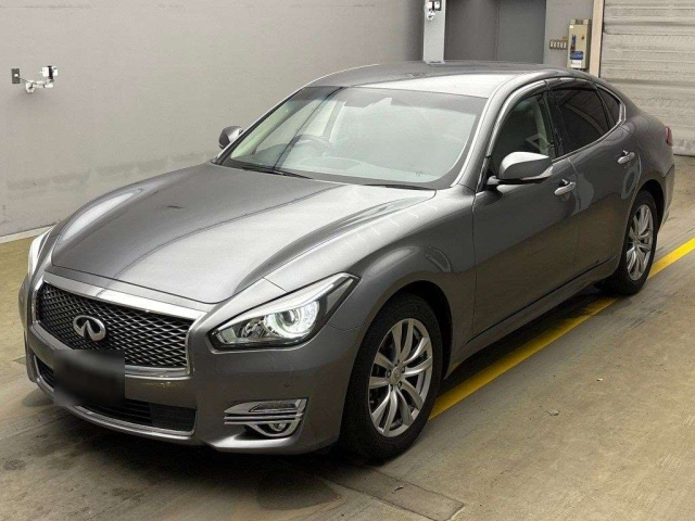 NISSAN FUGA 2016