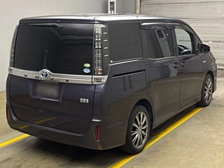 TOYOTA VOXY 2014