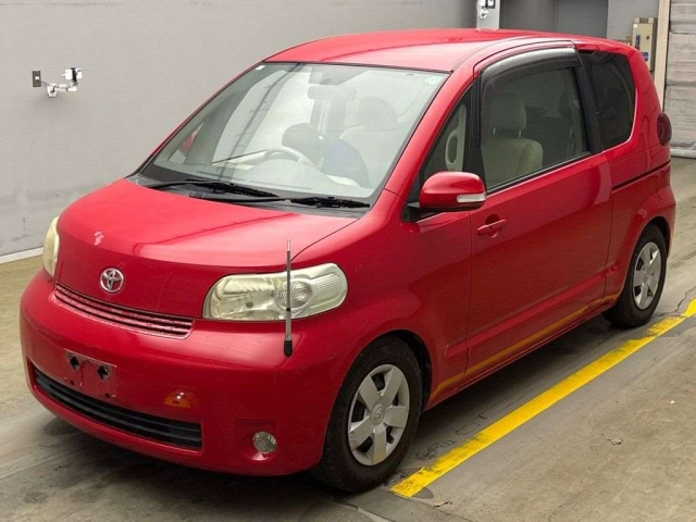 TOYOTA PORTE 2009