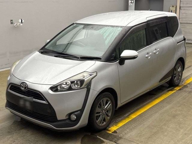 TOYOTA SIENTA 2017