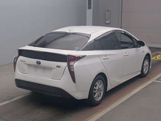TOYOTA PRIUS 2017
