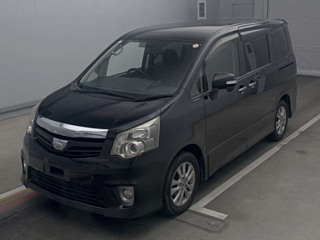 TOYOTA NOAH 2012