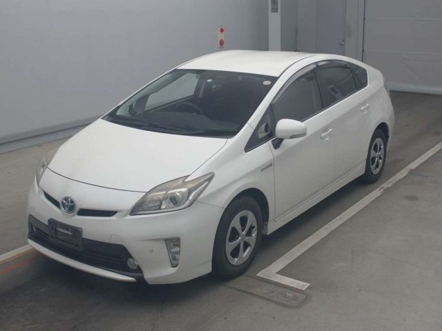 TOYOTA PRIUS 2012