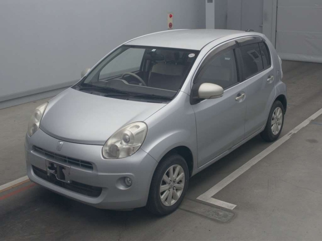 TOYOTA PASSO 2010