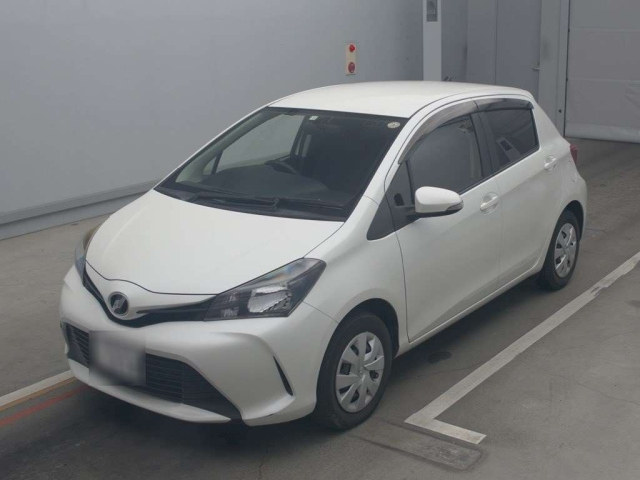 TOYOTA VITZ 2014