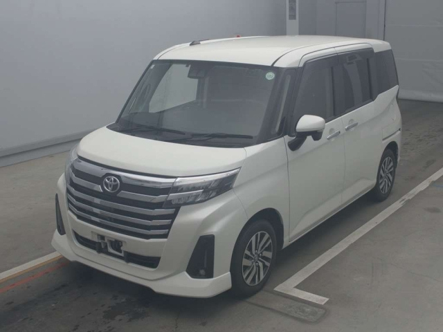 TOYOTA ROOMY 2021