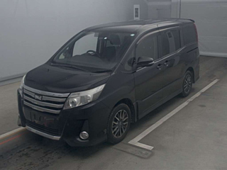 TOYOTA NOAH 2016