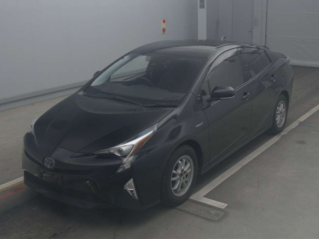 TOYOTA PRIUS 2016